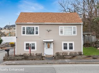1046 Main St, Woburn, MA 01801