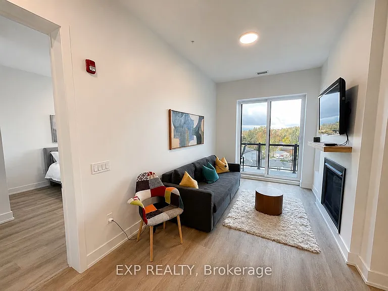 19 West St N #Penthouse 2 — Photo 8