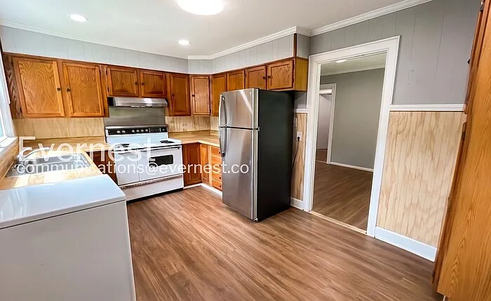 2936 Boynton Dr — Photo 2