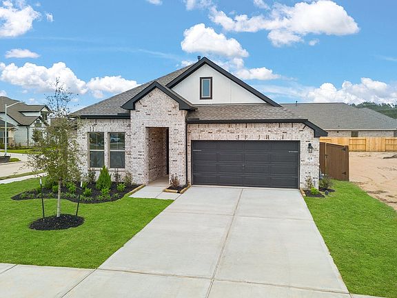 2nd image of 414 Hillview Nature Dr