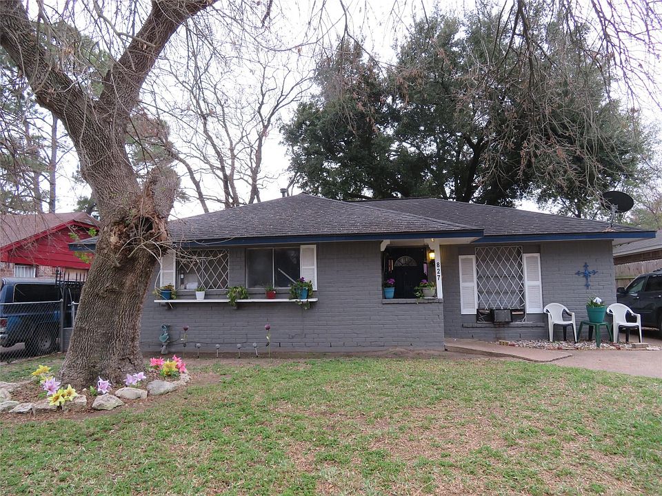 1st image of 827 Marcolin St