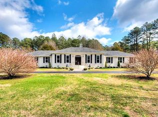 9471 Lakeshore Dr, South Prince George, VA 23805