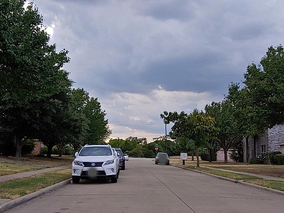 5th image of 3716 Poinsettia Dr