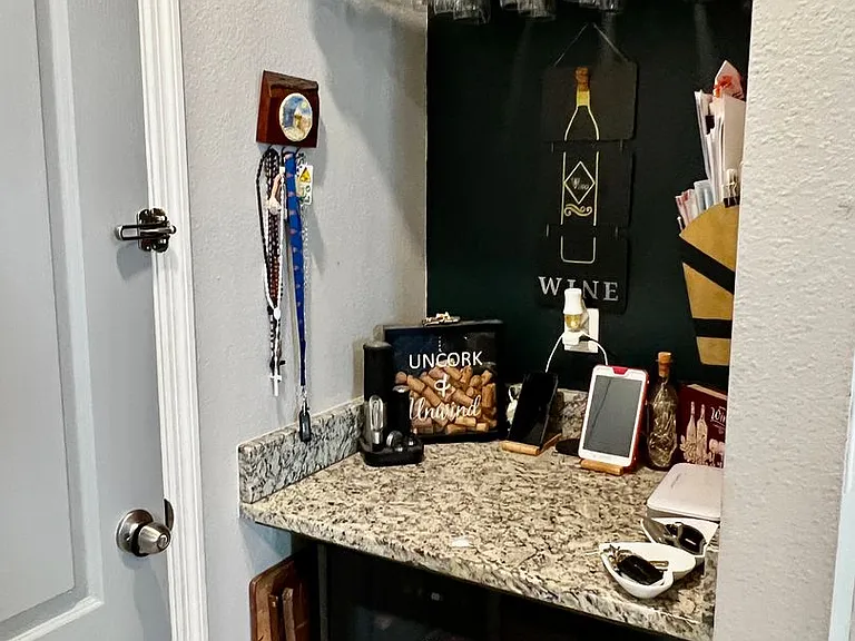 125 Walnut Way — Photo 5