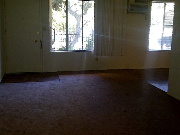 4th image of 2168 Allesandro St APT 4