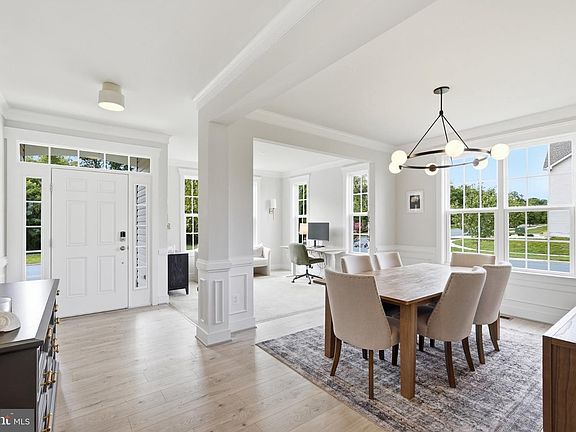 5th image of 17992 Ridgewood Pl