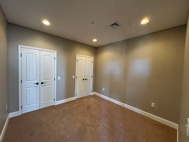 11 W Market St #1101 — Photo 10