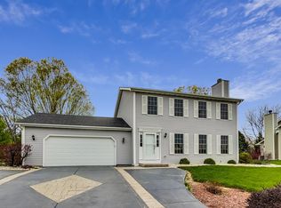 11954 247th Ave, Trevor, WI 53179