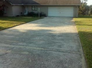 911 Hillside Ct S, Winter Haven, FL 33881