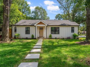 29 Collinson Rd, Greenville, SC 29605