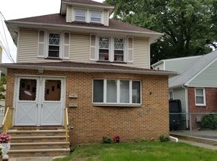22 Grove Ave, Maywood, NJ 07607