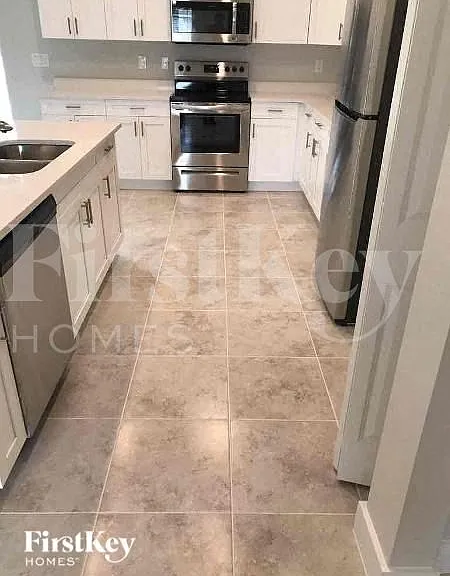 6114 Holt Ct — Photo 6