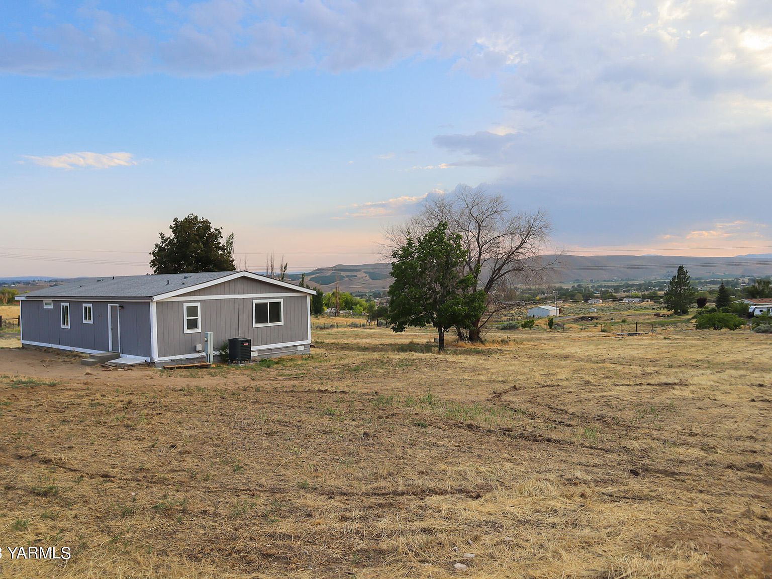 671 Hull Rd, Selah, WA 98942 MLS 231449 Zillow