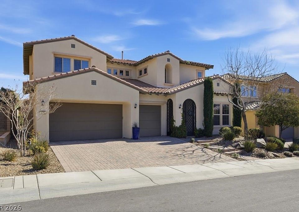 1st image of 438 Paso De Montana St
