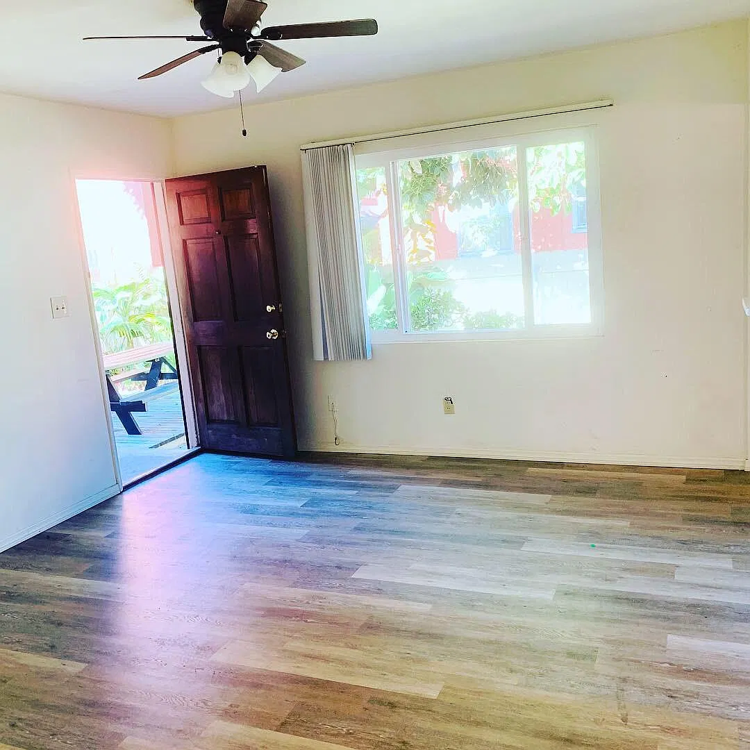 2 bed, 800 sqft, $3,595 — Photo 2