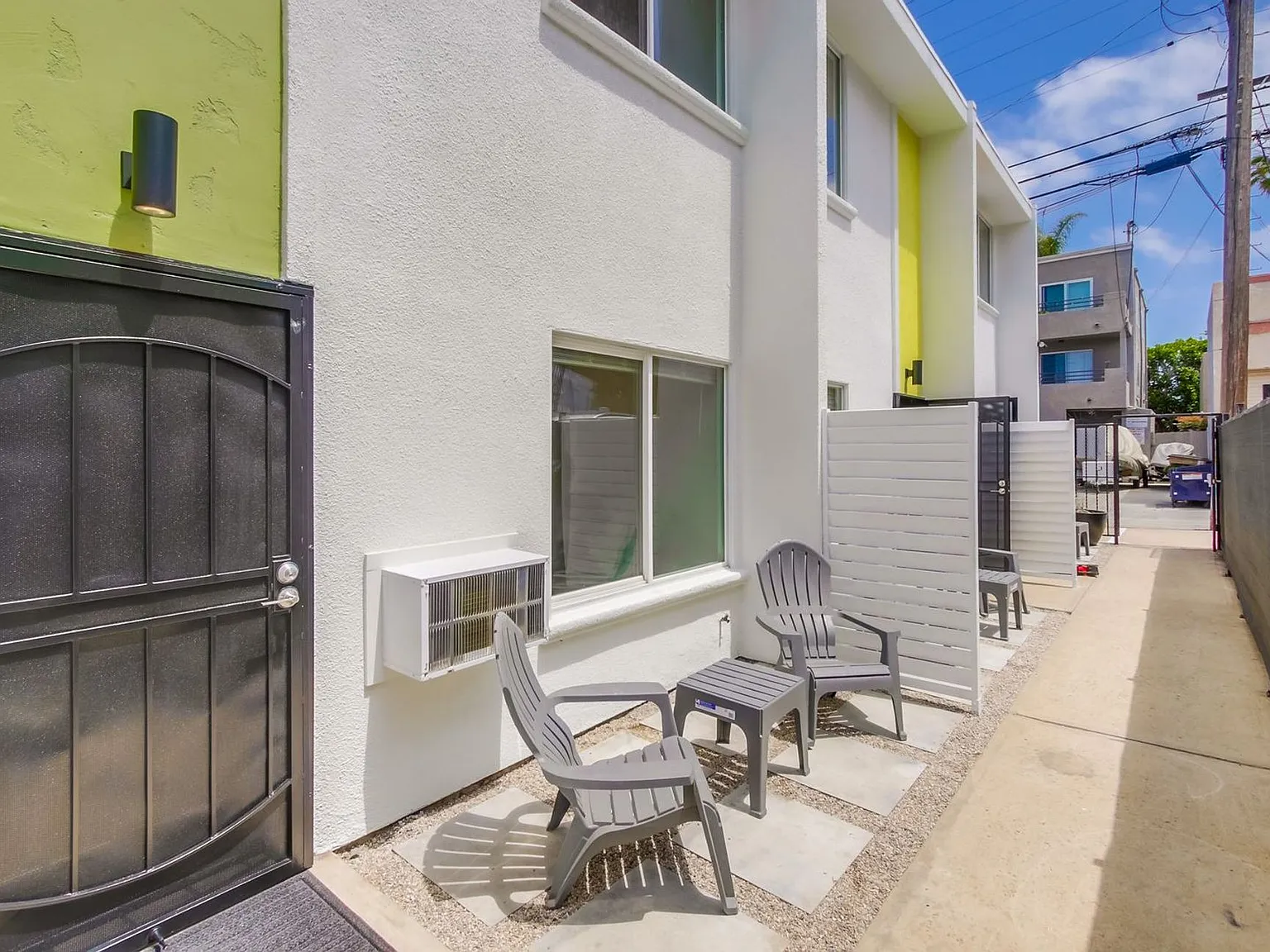 Two bedroom 1.5 bathroom beautifully upgraded with in unit laundry at the beach. Open House July 12 — Photo 1