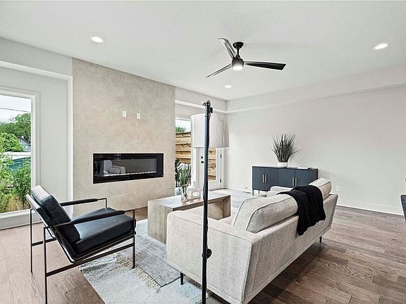 4th image of 4334 Forest Ave
