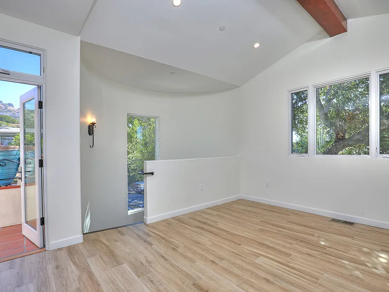 1005 N Milpas St #A — Photo 5
