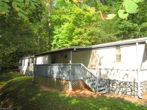 53 Holly Ridge Rd, Candler, NC 28715