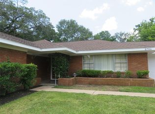 8706 Bevlyn Dr, Houston, TX 77025