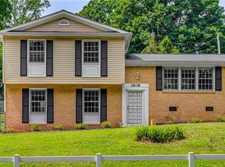 1808 Amber Ln, Greensboro, NC 27407