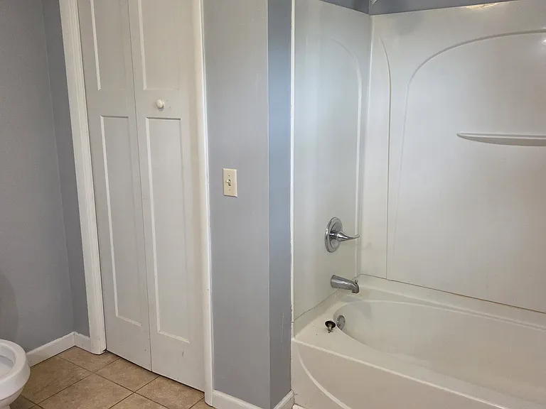 Full bathroom
