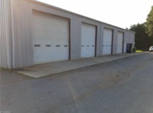 6833 S Carolina Ave, Boonville, NC 27011