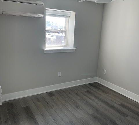 5th image of 1235 Point Breeze Ave #3