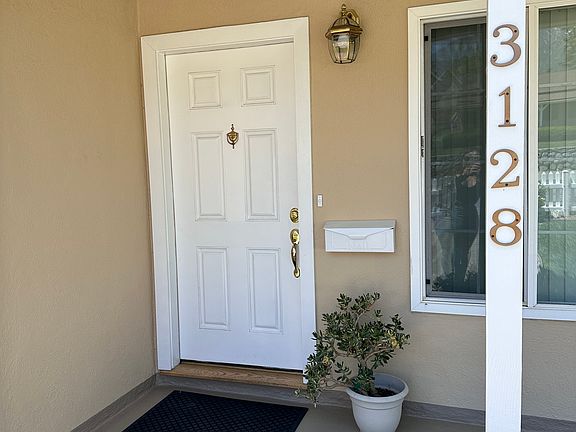 3rd image of 3128 Altura Ave