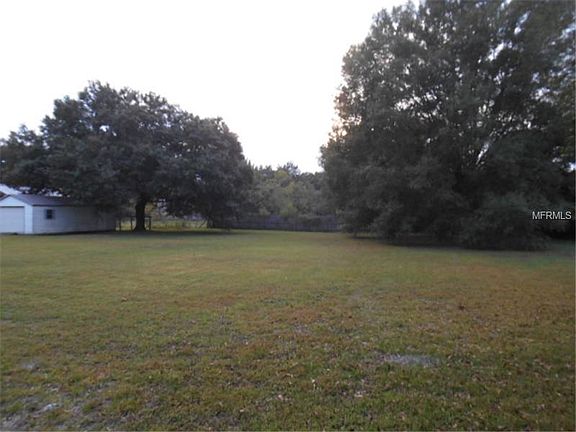 3rd image of 2331 Meadowbrook Dr