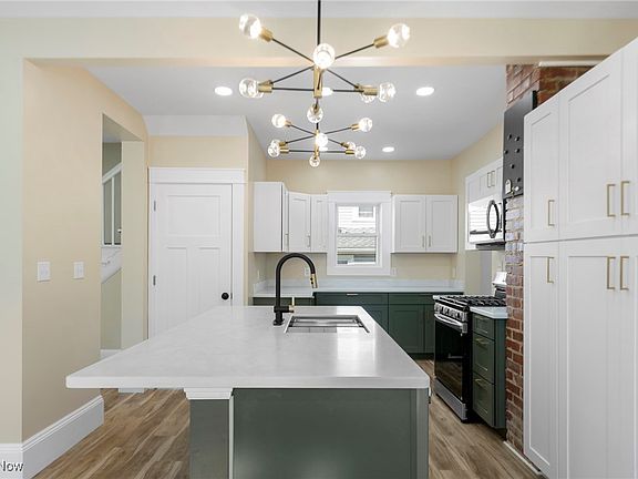 4th image of 444 S Union Ave
