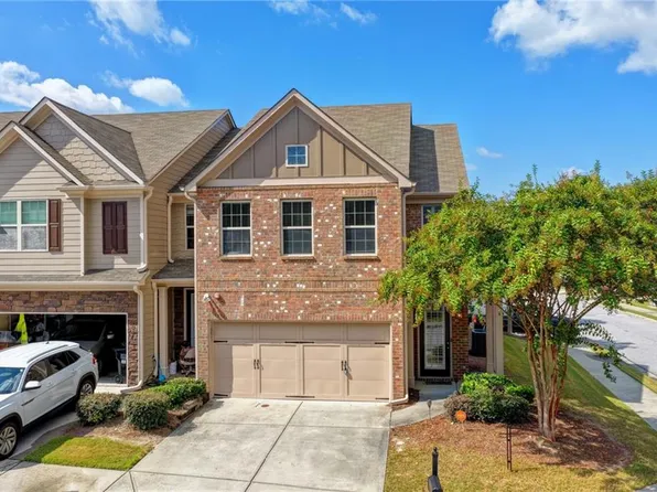 2414 Attewood Dr, Buford, GA 30519