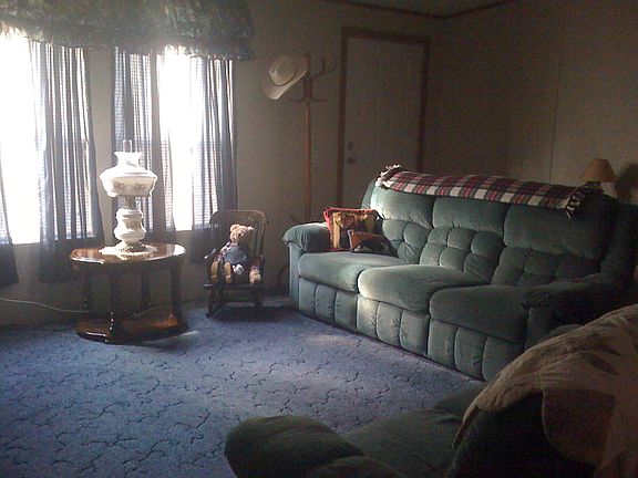 4th image of 1330 NE Leisure Ave