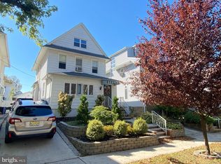 84 W 38th St, Bayonne, NJ 07002