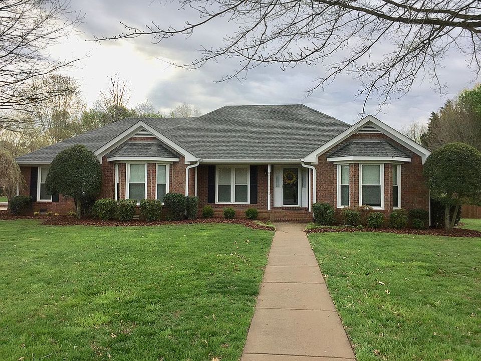 Welcome to 3110 Regency Park