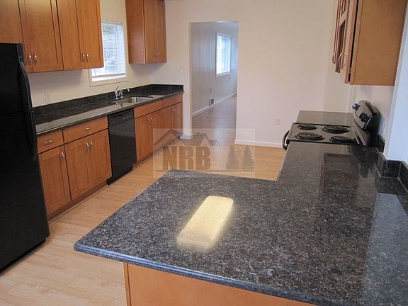 4th image of 1312 110th St S
