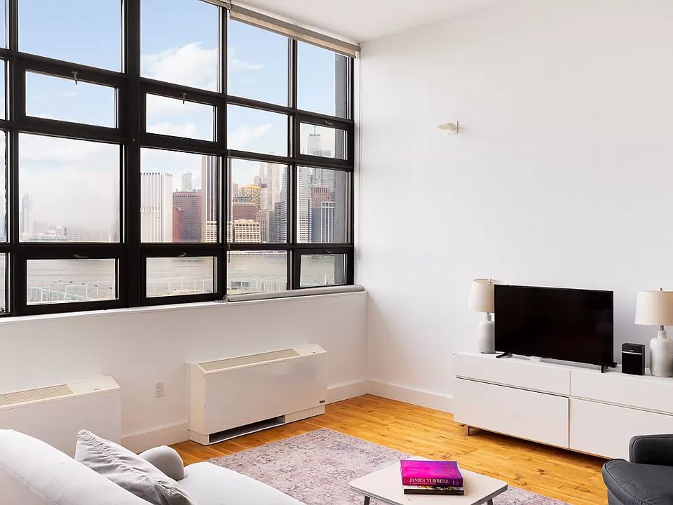 1st image of 360 Furman St APT 639