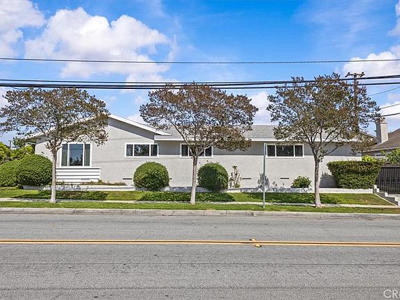 3rd image of 18242 Piper Pl