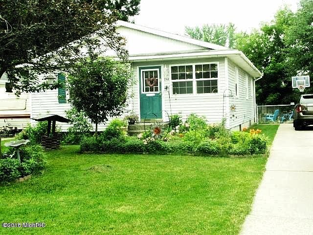 1st image of 244 Majestic St SE