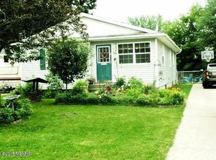 244 Majestic St SE, Kentwood, MI 49548
