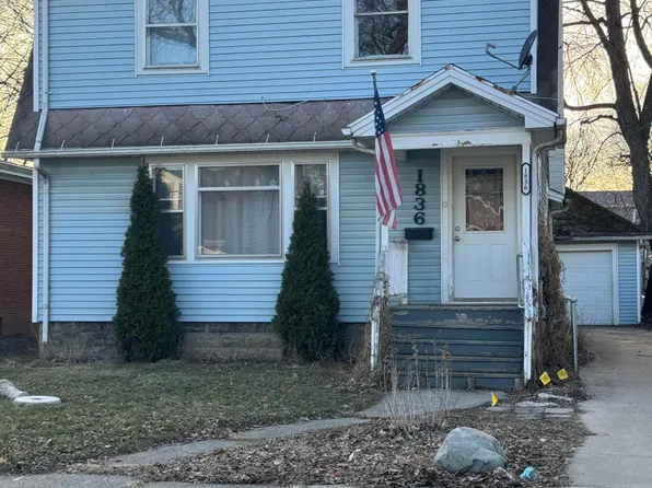 1836 S Rundle Ave, Lansing, MI 48910