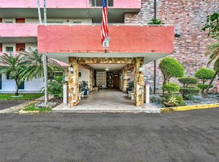 3750 NE 170th St APT 203, North Miami Beach, FL 33160