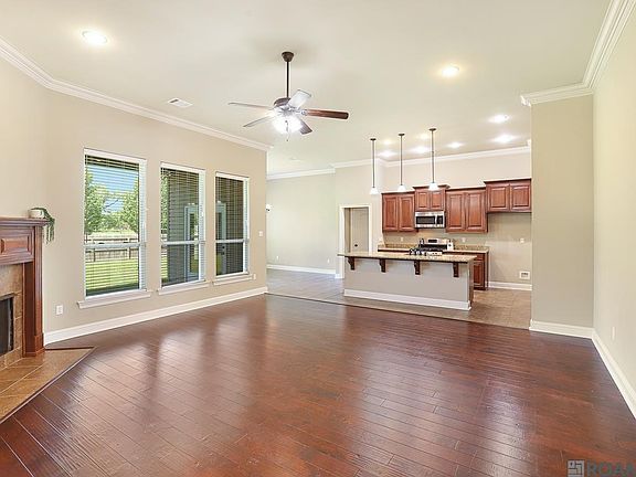 3rd image of 13283 Crownridge Dr