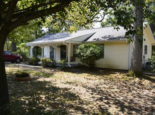 9284 Old Locust Creek Rd, Bon Aqua, TN 37025