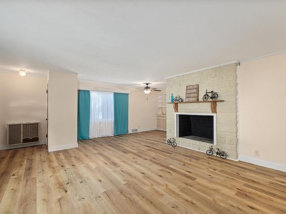 4th image of 475 Beechwood Dr