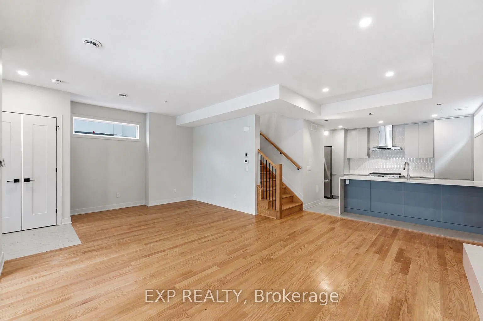 3 bed, $3,950 — Photo 4