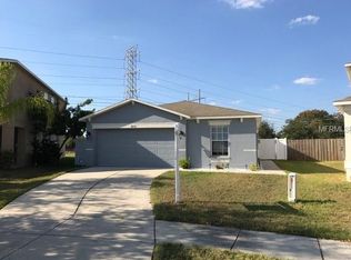 8016 Carriage Pointe Dr, Gibsonton, FL 33534