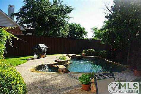 4th image of 6916 Burr Oak Dr