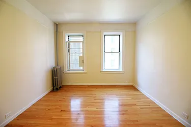 Rented by Link NY Realty