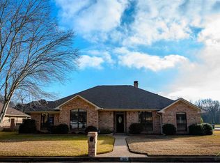 1310 W Rieck Rd, Tyler, TX 75703